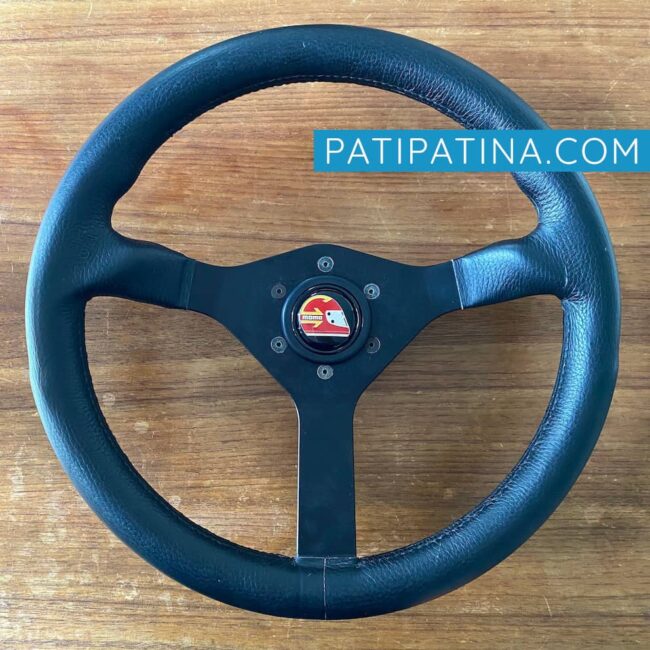 Momo Hella 360 steering wheel