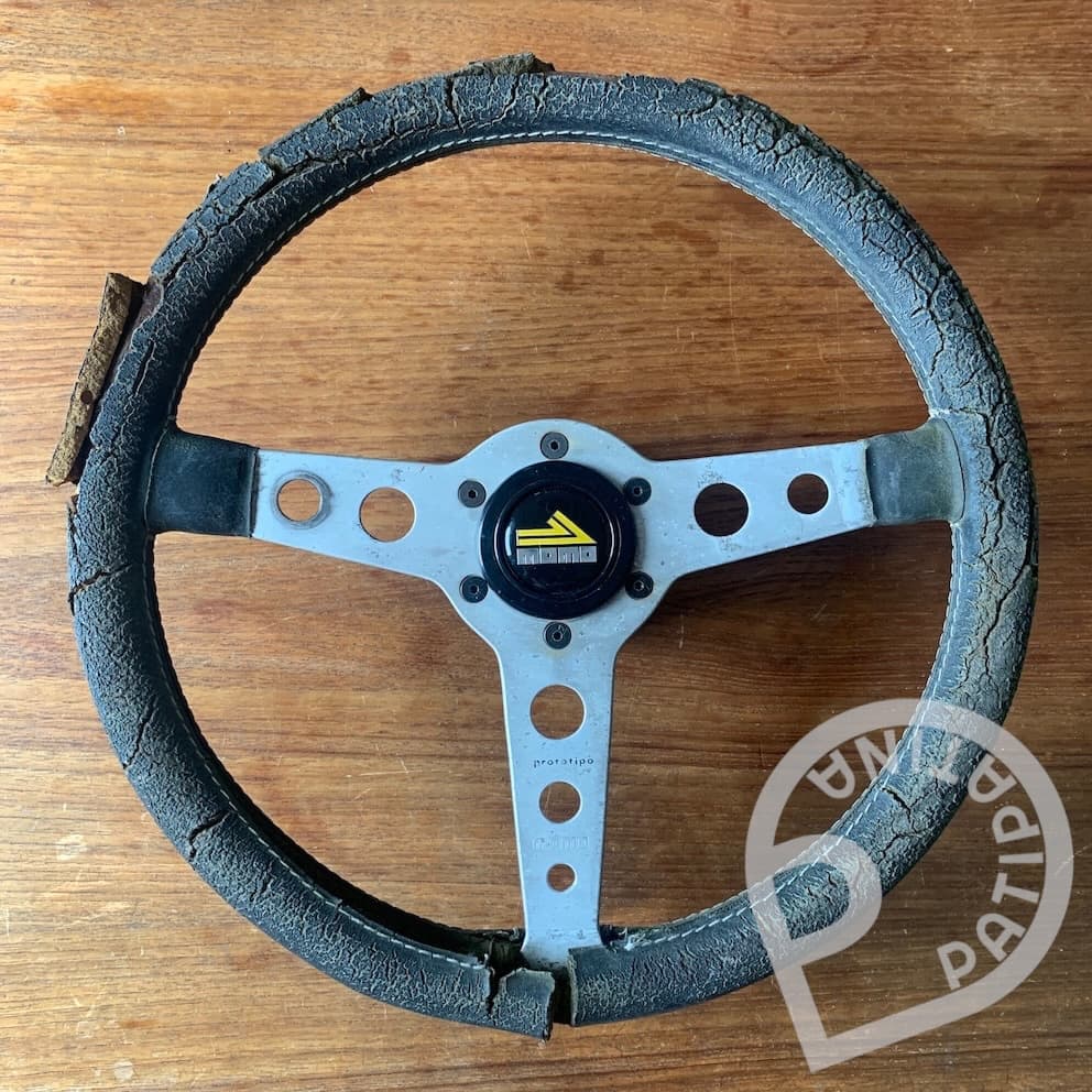 Momo Prototipo Steering Wheel - 350 mm - flat - sunburned