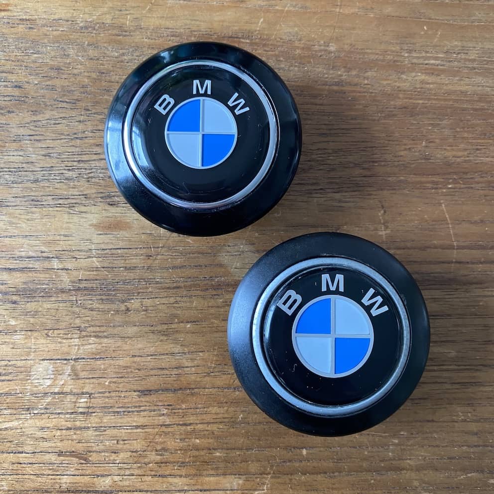 Fake & legit Petri BMW horn button Fake & legit Petri BMW horn button