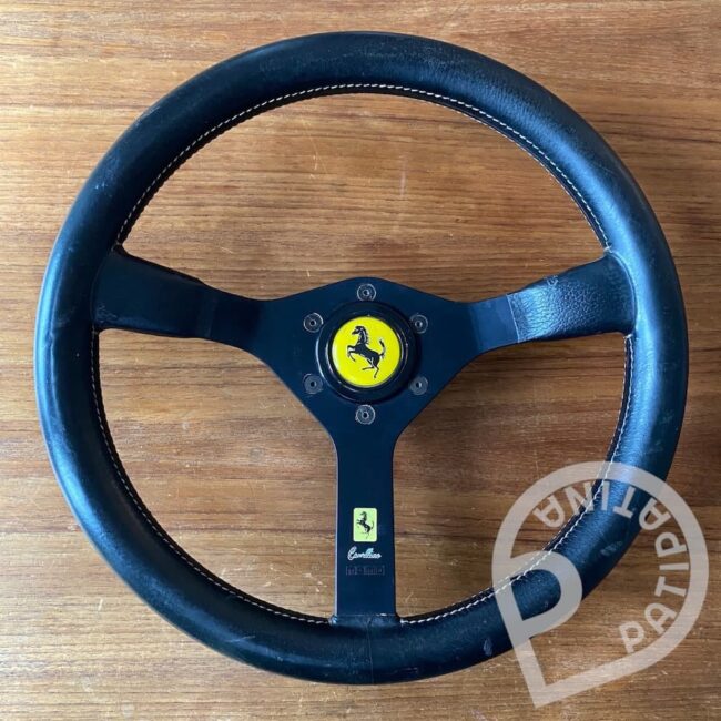 Momo ferrari cavallino Momo ferrari cavallino