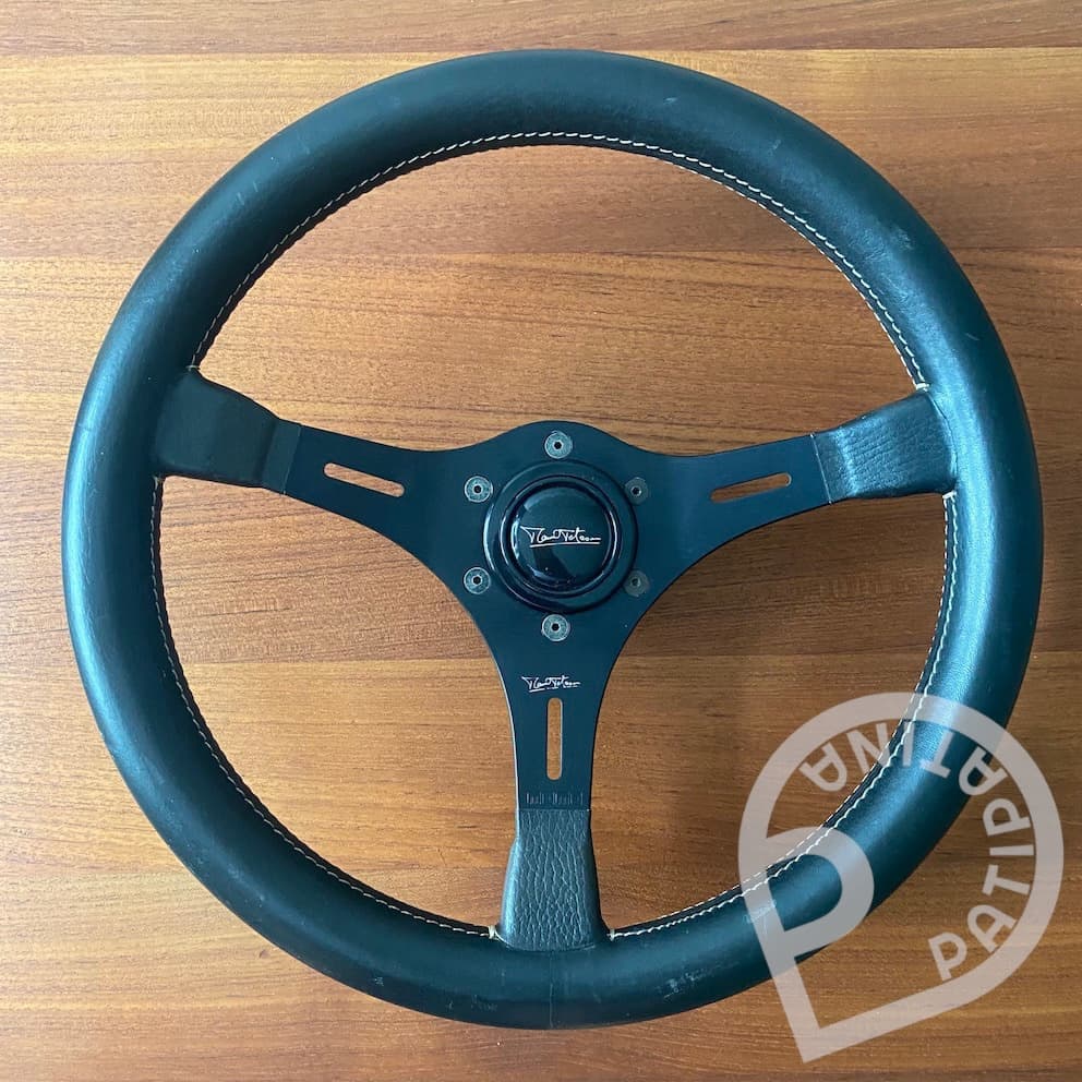 Momo Ronnie Peterson steering wheel Momo Ronnie Peterson steering wheel