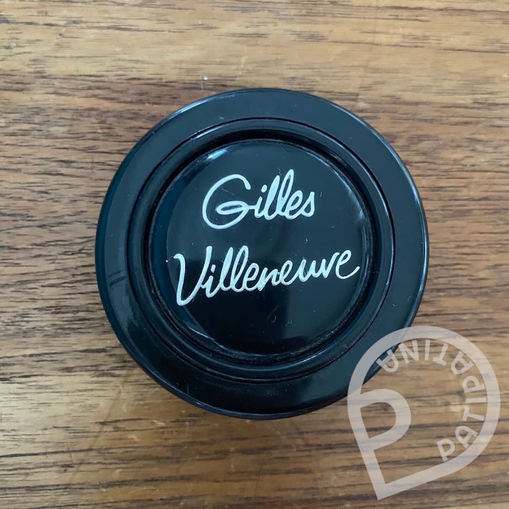 Momo Gilles Villeneuve signature horn button