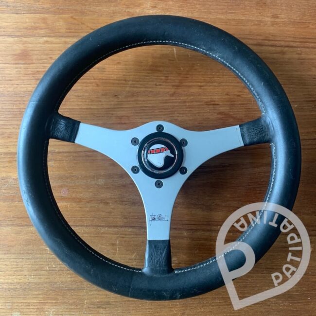 Momo Jackie Stewart Steering Wheel Silver - Stacked Momo Logo