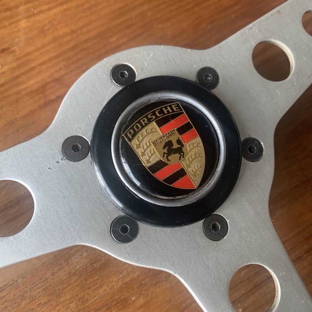 Momo Prototipo 360 1st Generation - early Porsche Horn Button