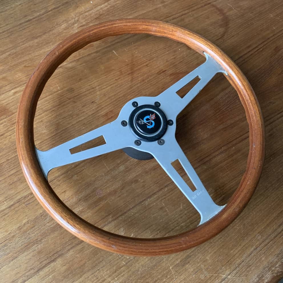 Momo Scioneri 370mm Steering Wheel - Side