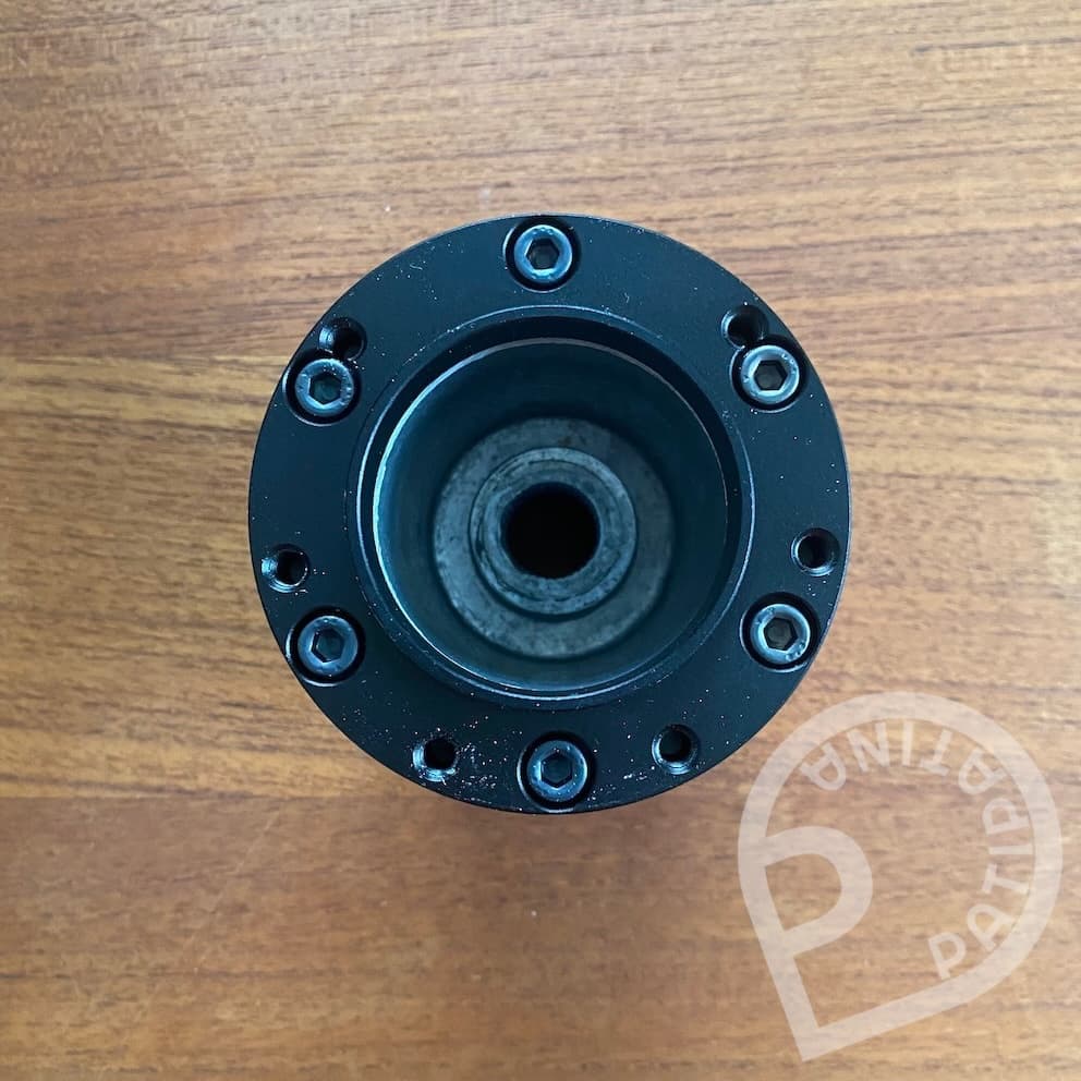 Petri sports steering wheel to Momo hub adapter Petri sports steering wheel to Momo hub adapter